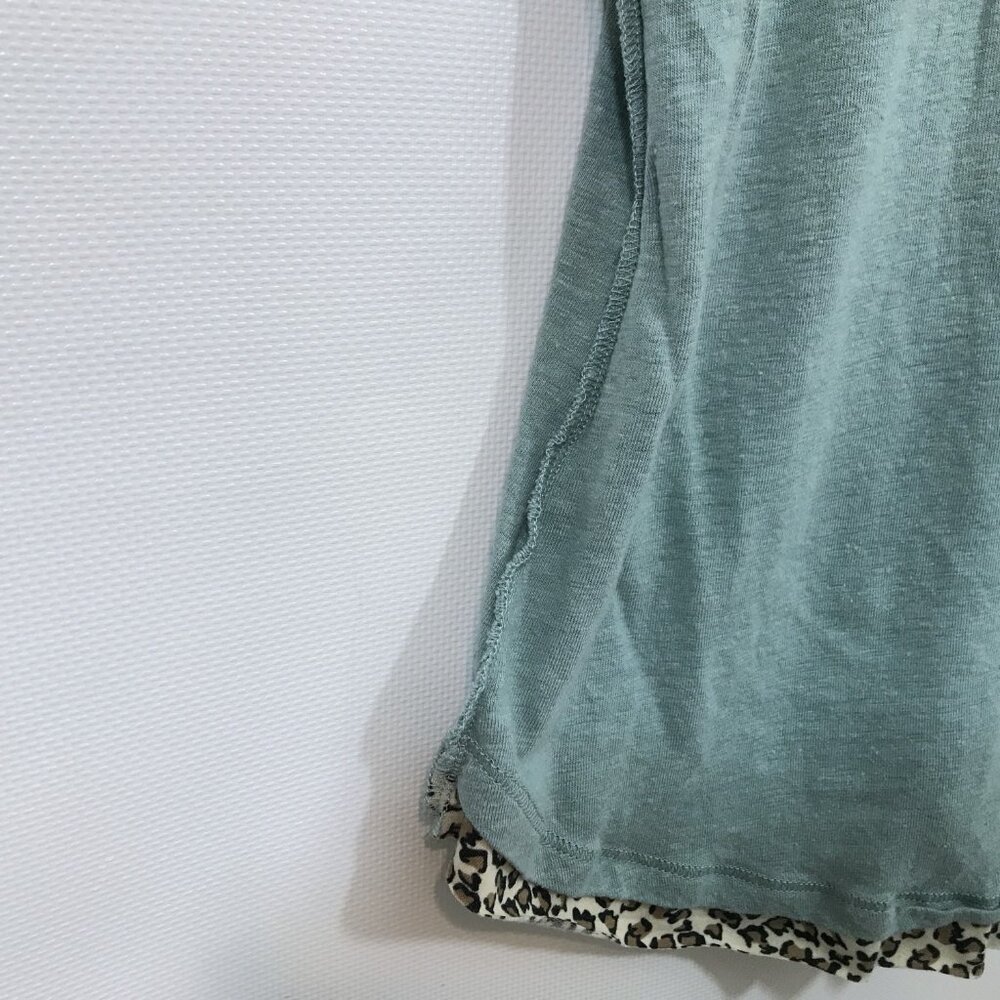 Umgee Linen Blend Scoop Neck Casual Top Leopard Print Sleeves Green L - Picture 3 of 6
